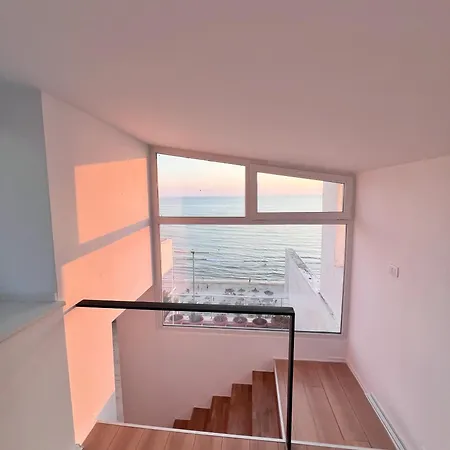Sunset Penthouse アパート